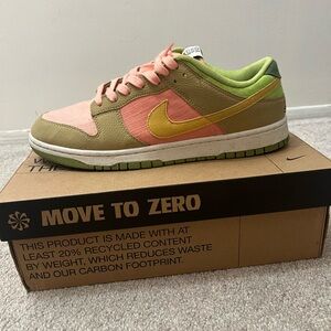 Nike Sun Club Arctic Orange Dunk size 12